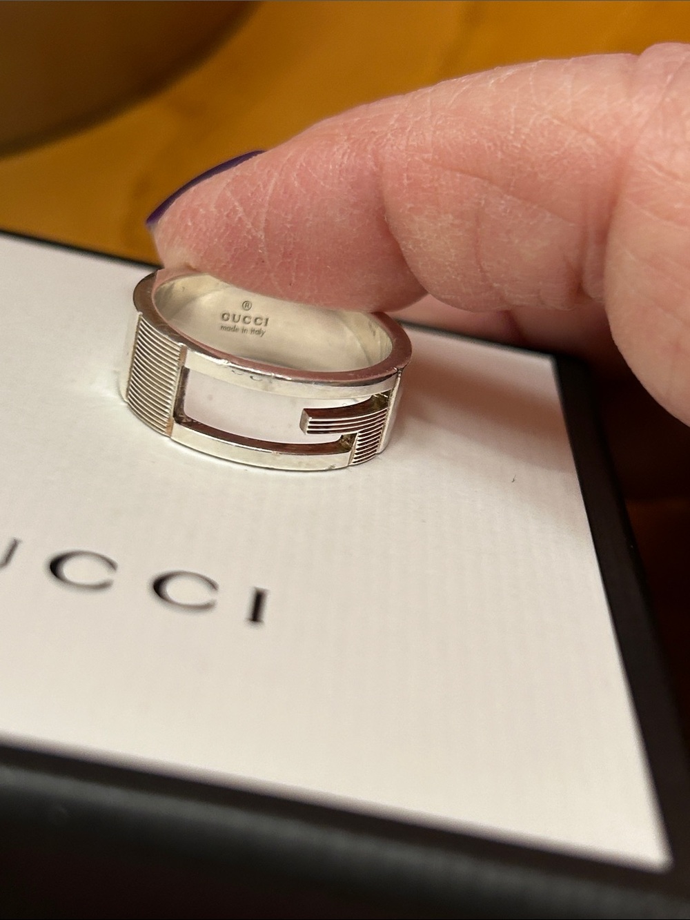 Gucci Silver Men's Ring size 9 with pouch,  care tags and box - Picture 2 of 11